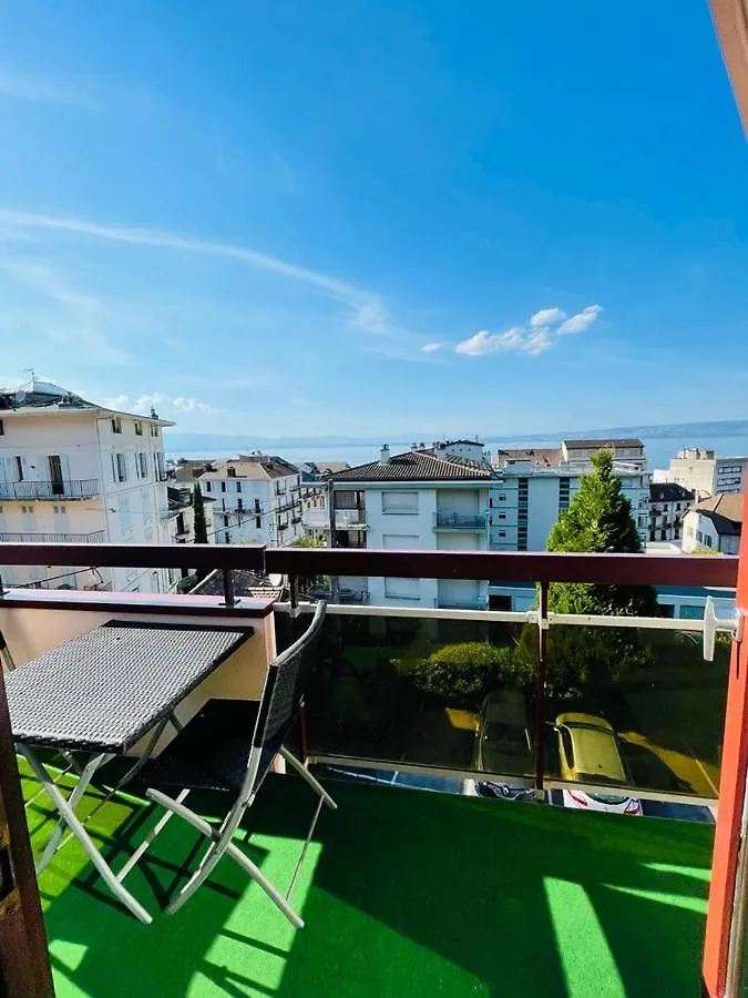 F2 Pres Debarcadere, En Centre Ville, Des Thermes Evian Les Bains 2 Etoiles フランス